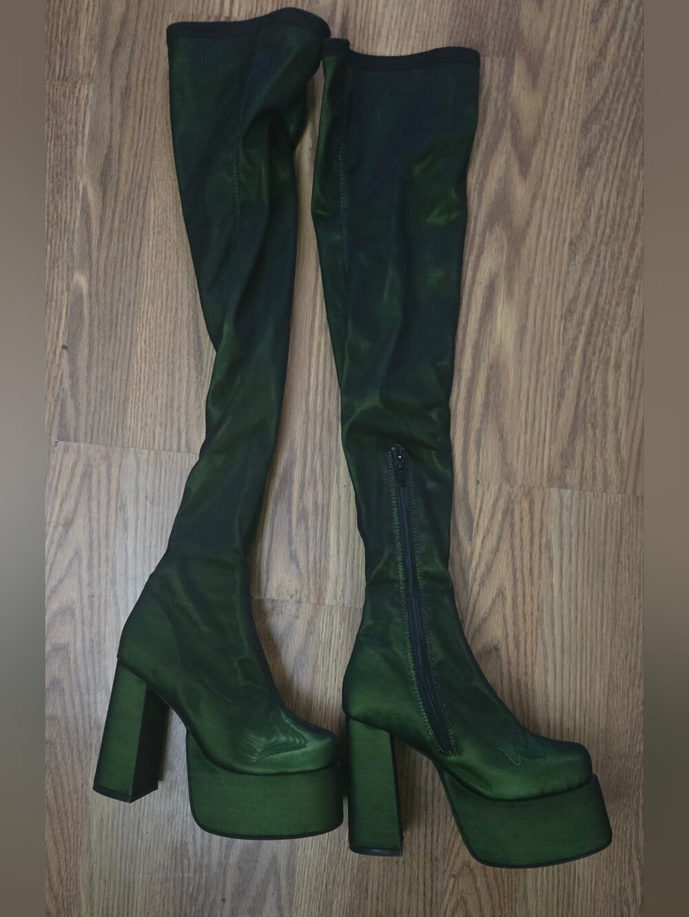 Current mood faded envy platform boots green size 6